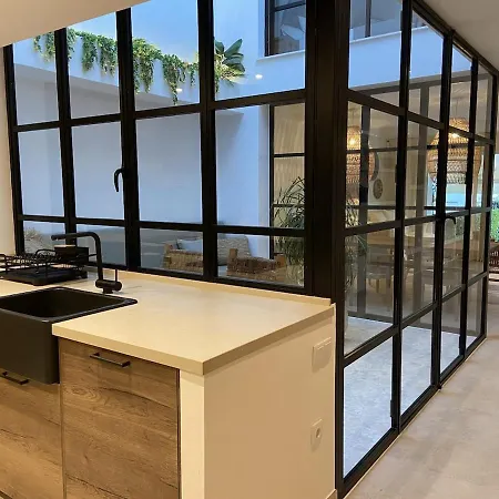 Casa Junto Al Mar Con Piscina 45 別荘 コニル・デ・ラ・フロンテラ