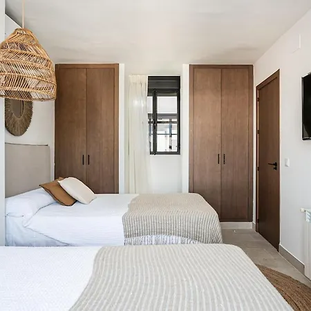 Casa Junto Al Mar Con Piscina 45 *