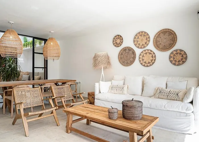 Casa Junto Al Mar Con Piscina 45