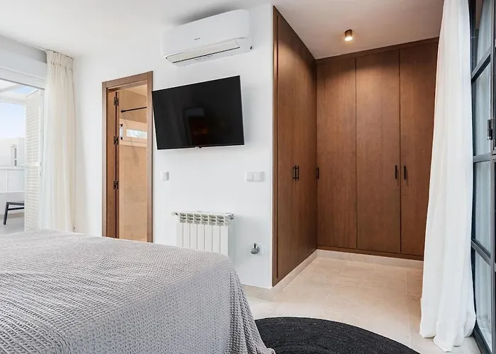 Casa Junto Al Mar Con Piscina 45 بيت للعطل