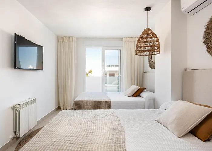 Casa Junto Al Mar Con Piscina 45 بيت للعطل