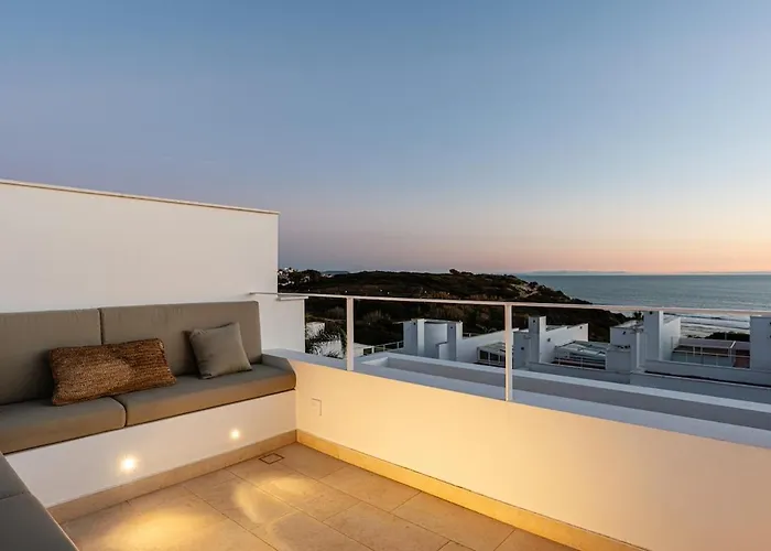 Casa Junto Al Mar Con Piscina 45 بيت للعطل *