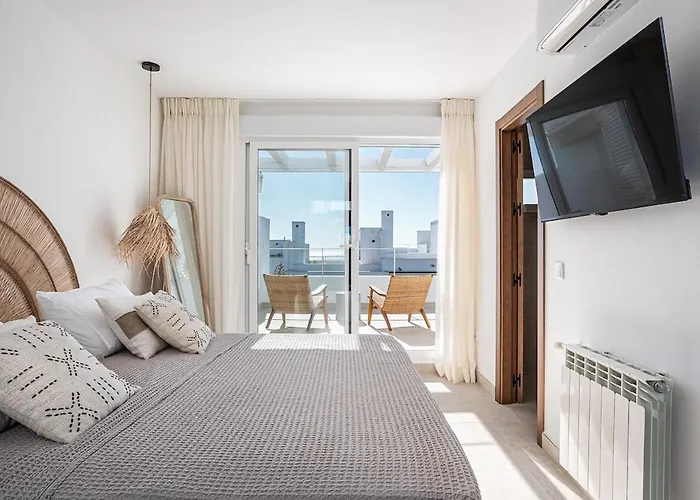 Casa Junto Al Mar Con Piscina 45